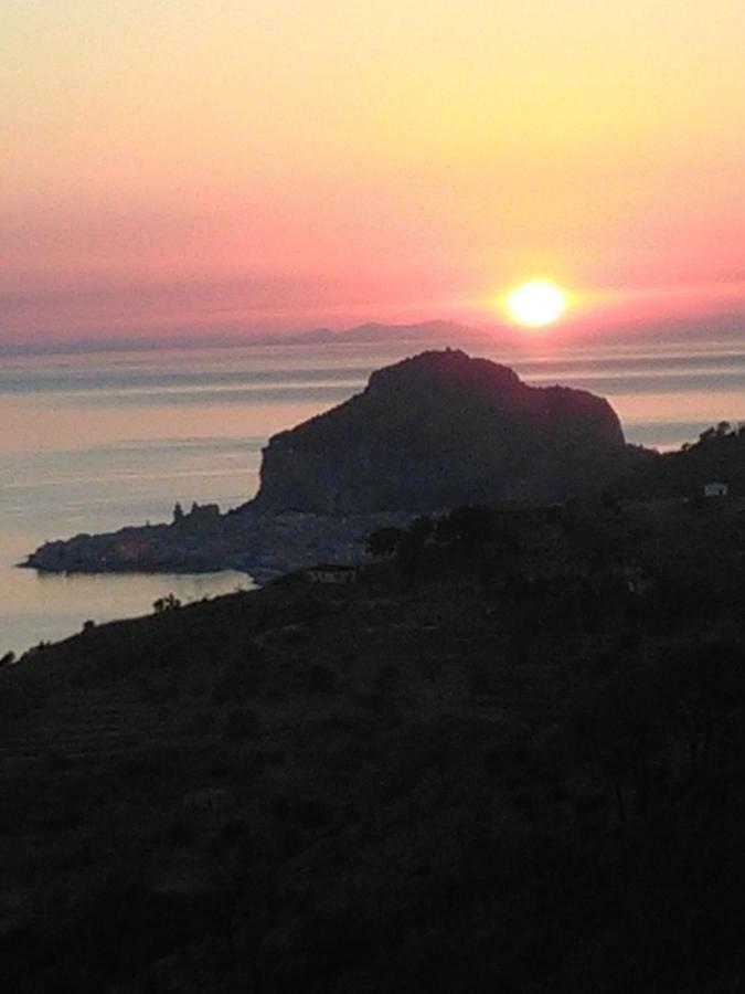 Domunua Holiday House Cefalù Eksteriør bilde