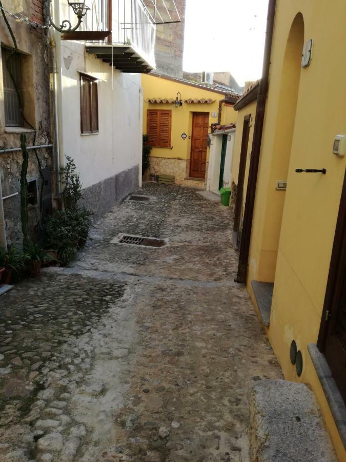 Domunua Holiday House Cefalù Eksteriør bilde