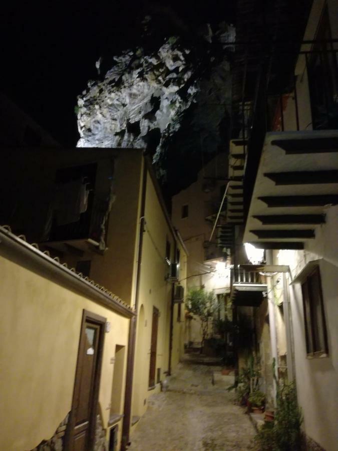 Domunua Holiday House Cefalù Eksteriør bilde
